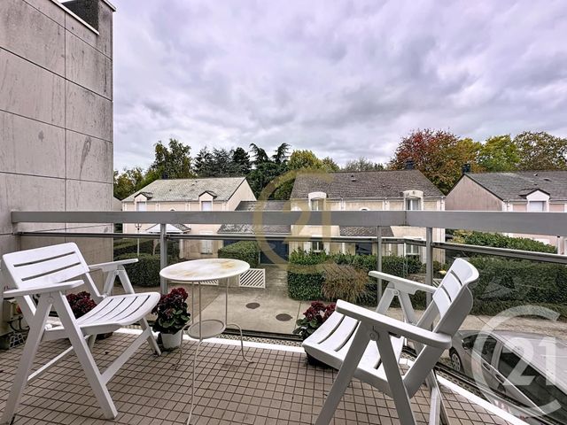 Afficher la photo en grand Appartement à vendre - 2 pièces - 44,83 m2 - Le Chesnay - 78 - ILE-DE-FRANCE
