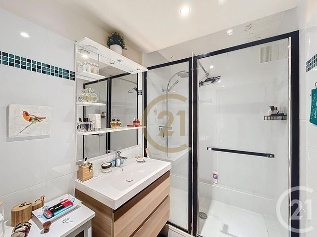 Appartement &agrave; vendre - 2 pi&egrave;ces - 54,21 m2 - Le Chesnay - 78 - ILE-DE-FRANCE