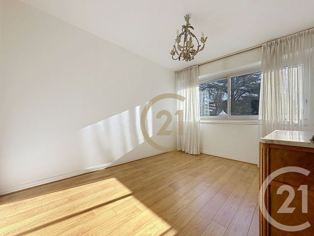 Appartement F4 &agrave; vendre - 5 pi&egrave;ces - 128,69 m2 - Le Chesnay - 78 - ILE-DE-FRANCE