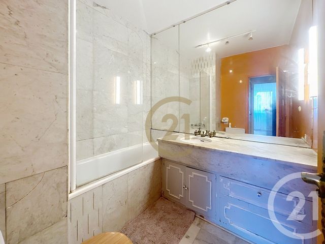 Appartement F4 &agrave; vendre - 5 pi&egrave;ces - 128,69 m2 - Le Chesnay - 78 - ILE-DE-FRANCE