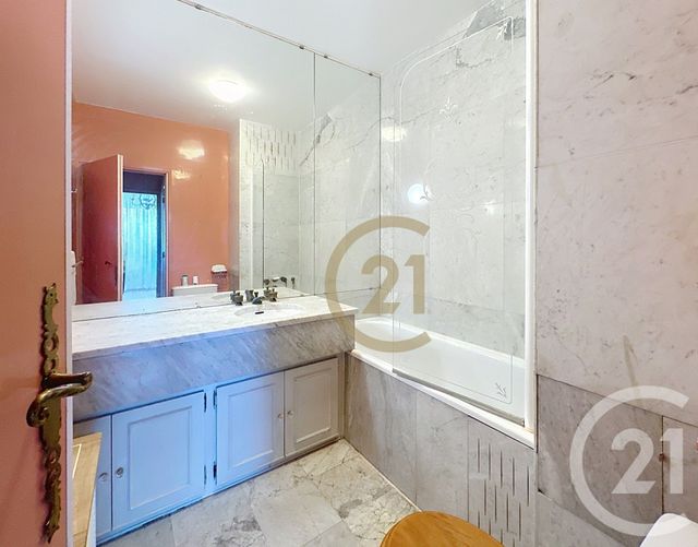 Appartement F4 &agrave; vendre - 5 pi&egrave;ces - 128,69 m2 - Le Chesnay - 78 - ILE-DE-FRANCE