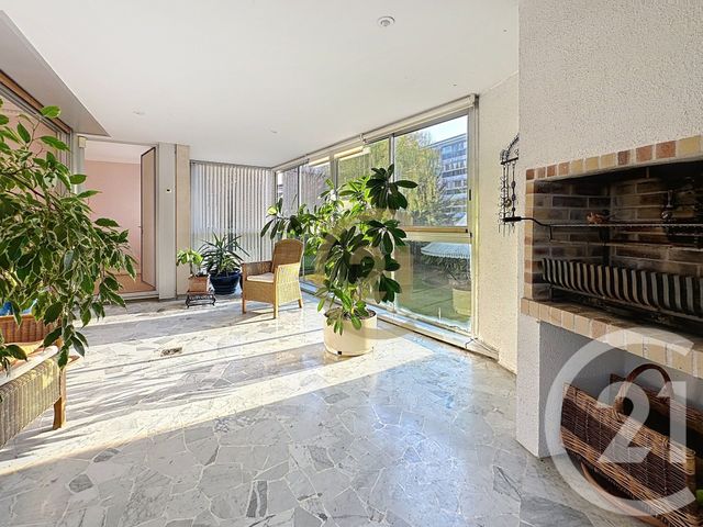 Appartement F4 &agrave; vendre - 5 pi&egrave;ces - 128,69 m2 - Le Chesnay - 78 - ILE-DE-FRANCE