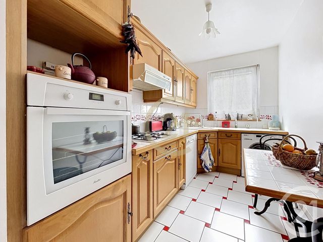 Appartement &agrave; vendre - 2 pi&egrave;ces - 54 m2 - Le Chesnay - 78 - ILE-DE-FRANCE