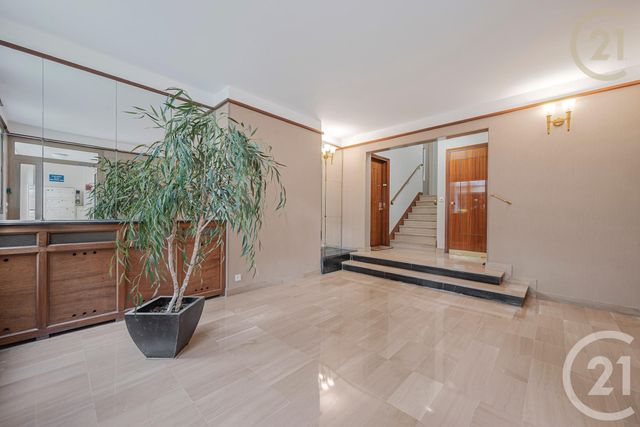 Appartement T3 &agrave; vendre - 3 pi&egrave;ces - 69,70 m2 - Versailles - 78 - ILE-DE-FRANCE