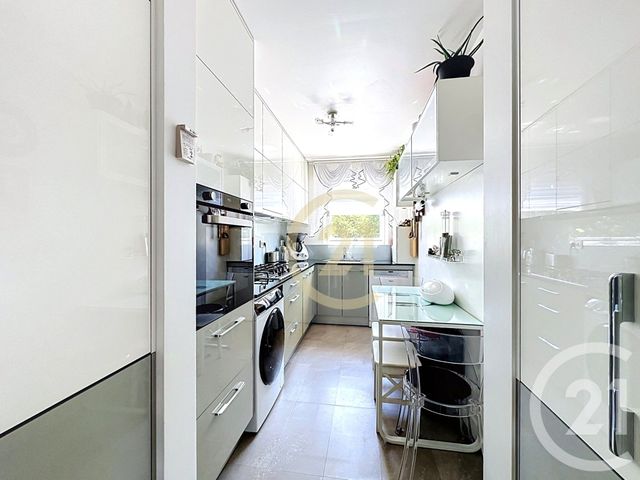 Appartement F4 &agrave; vendre - 4 pi&egrave;ces - 87,79 m2 - Le Chesnay - 78 - ILE-DE-FRANCE