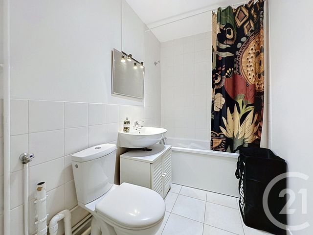 Appartement F1 &agrave; vendre - 1 pi&egrave;ce - 25,73 m2 - Le Chesnay - 78 - ILE-DE-FRANCE