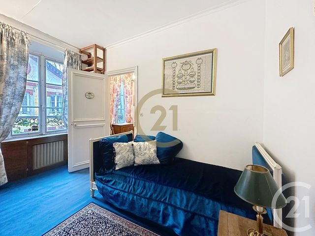 Afficher la photo en grand Maison à vendre - 5 pièces - 99,32 m2 - Versailles - 78 - ILE-DE-FRANCE