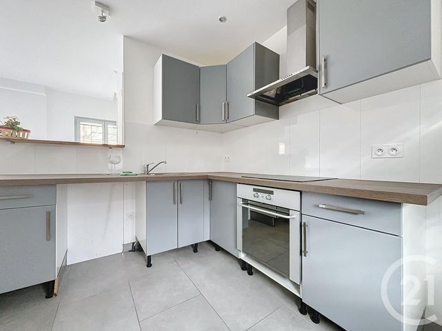 Afficher la photo en grand Maison à vendre - 5 pièces - 127,54 m2 - Versailles - 78 - ILE-DE-FRANCE