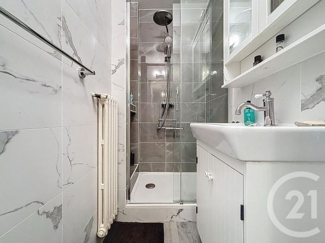 Afficher la photo en grand Appartement F5 à vendre - 5 pièces - 97,38 m2 - Viroflay - 78 - ILE-DE-FRANCE