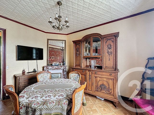 Afficher la photo en grand Appartement T3 à vendre - 3 pièces - 49,47 m2 - Viroflay - 78 - ILE-DE-FRANCE