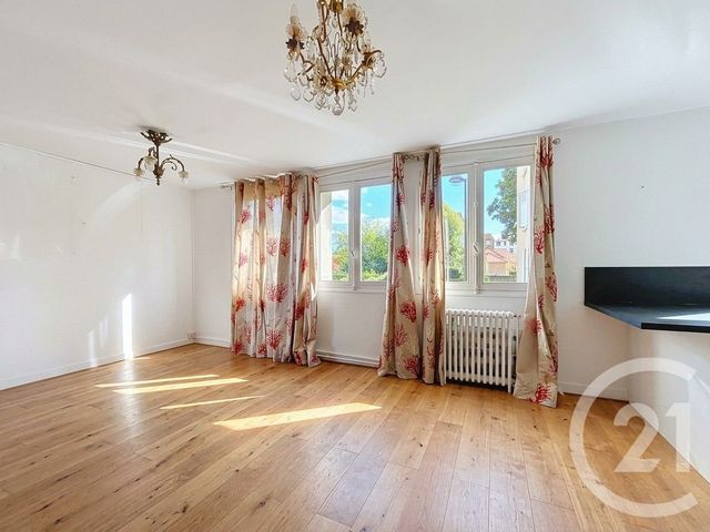 Maison &agrave; vendre - 4 pi&egrave;ces - 75 m2 - Versailles - 78 - ILE-DE-FRANCE