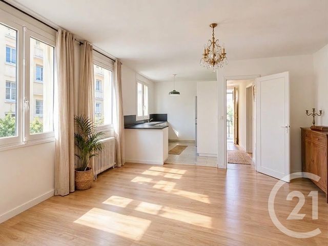 Maison &agrave; vendre - 4 pi&egrave;ces - 75 m2 - Versailles - 78 - ILE-DE-FRANCE