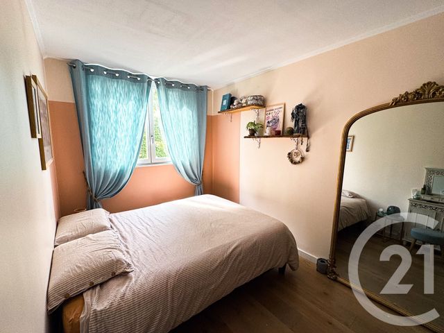 Afficher la photo en grand Appartement F4 à vendre - 4 pièces - 68,16 m2 - Versailles - 78 - ILE-DE-FRANCE