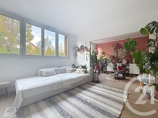 Afficher la photo en grand Appartement F4 à vendre - 4 pièces - 68,16 m2 - Versailles - 78 - ILE-DE-FRANCE