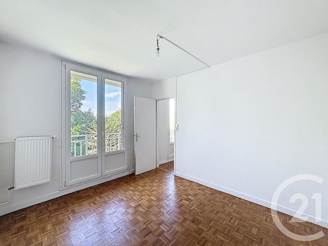 Afficher la photo en grand Appartement F4 à vendre - 4 pièces - 66,83 m2 - Versailles - 78 - ILE-DE-FRANCE