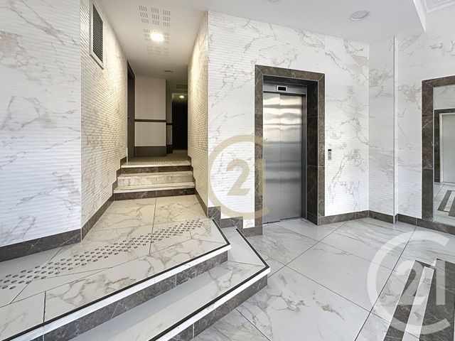 Appartement F5 &agrave; vendre - 5 pi&egrave;ces - 87,82 m2 - Versailles - 78 - ILE-DE-FRANCE