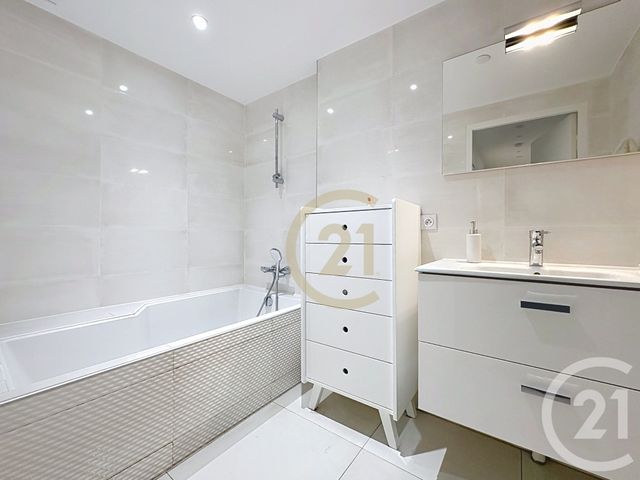 Appartement F5 &agrave; vendre - 5 pi&egrave;ces - 87,82 m2 - Versailles - 78 - ILE-DE-FRANCE