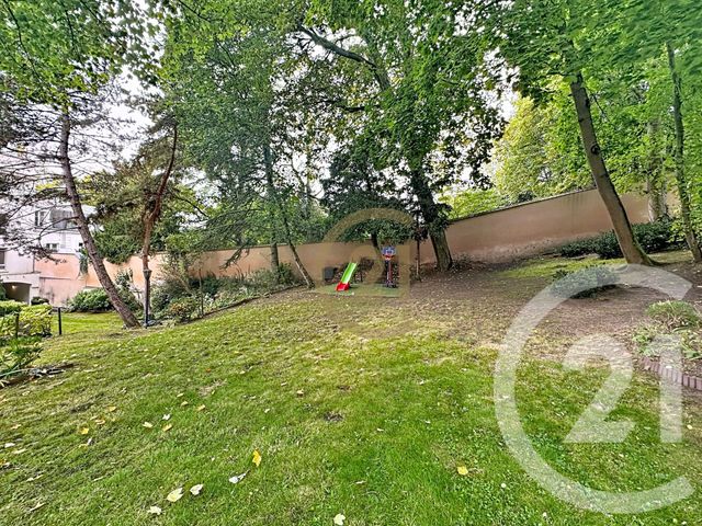 Afficher la photo en grand Appartement T3 à vendre - 4 pièces - 101,32 m2 - Versailles - 78 - ILE-DE-FRANCE