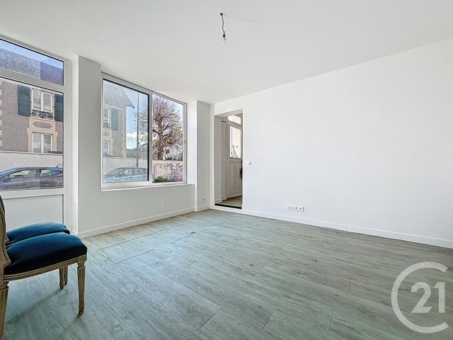 Appartement F2 à vendre - 2 pièces - 32,90 m2 - Versailles - 78 - ILE-DE-FRANCE