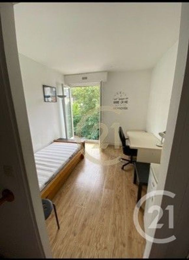 Appartement Chambre &agrave; vendre - 1 pi&egrave;ce - 11,86 m2 - Versailles - 78 - ILE-DE-FRANCE
