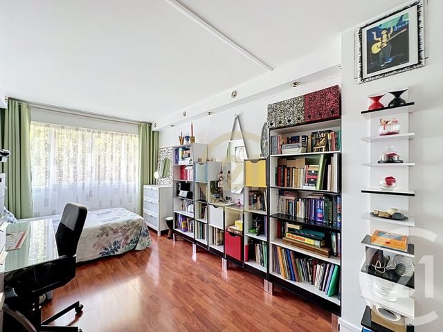 Appartement F4 &agrave; vendre - 4 pi&egrave;ces - 81,11 m2 - Le Chesnay - 78 - ILE-DE-FRANCE