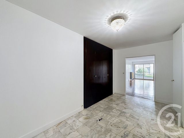 Appartement F5 &agrave; vendre - 4 pi&egrave;ces - 118,48 m2 - Versailles - 78 - ILE-DE-FRANCE
