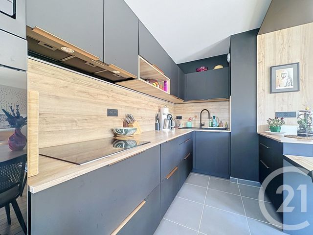 Appartement F5 &agrave; vendre - 5 pi&egrave;ces - 100 m2 - Versailles - 78 - ILE-DE-FRANCE