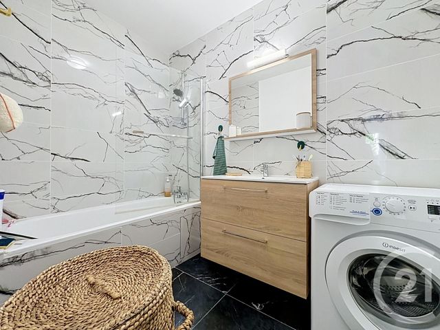 Appartement F3 &agrave; vendre - 3 pi&egrave;ces - 58,34 m2 - Versailles - 78 - ILE-DE-FRANCE