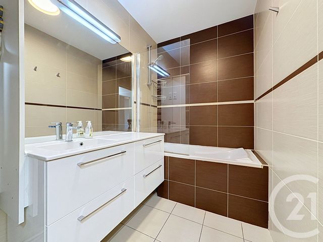 Appartement F3 &agrave; vendre - 3 pi&egrave;ces - 65,05 m2 - Versailles - 78 - ILE-DE-FRANCE
